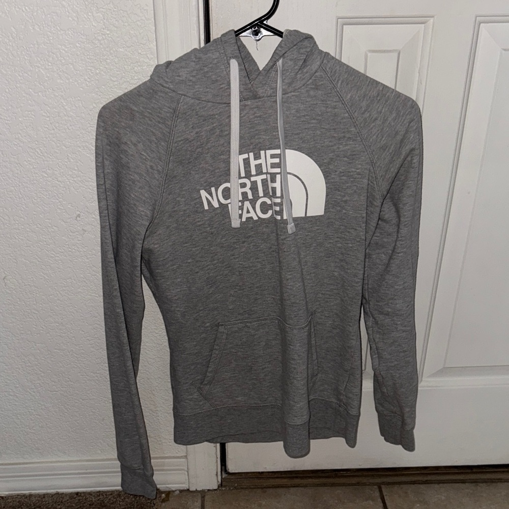 women’s gray north face hoodie